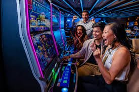 Live casino dengan dealer profesional dan interaksi real time di an777